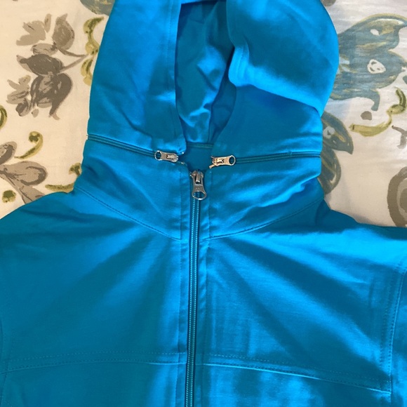 Never worn Joseph Ribkoff athletic long hoodie - Picture 7 of 8